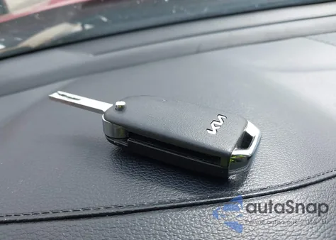 2024 Kia Forte Lxs z USA, uszkodzony, nr VIN 3KPF24AD5RE783270